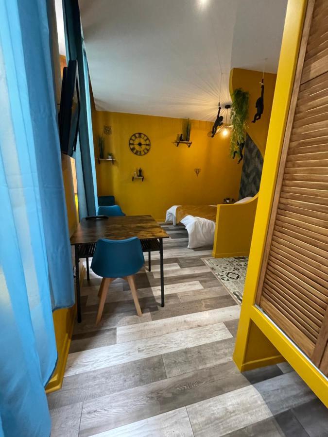 Jungle Room Romans-sur-Isère Esterno foto