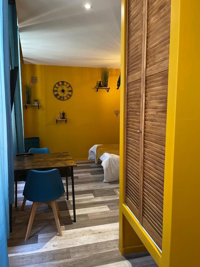 Jungle Room Romans-sur-Isère Esterno foto