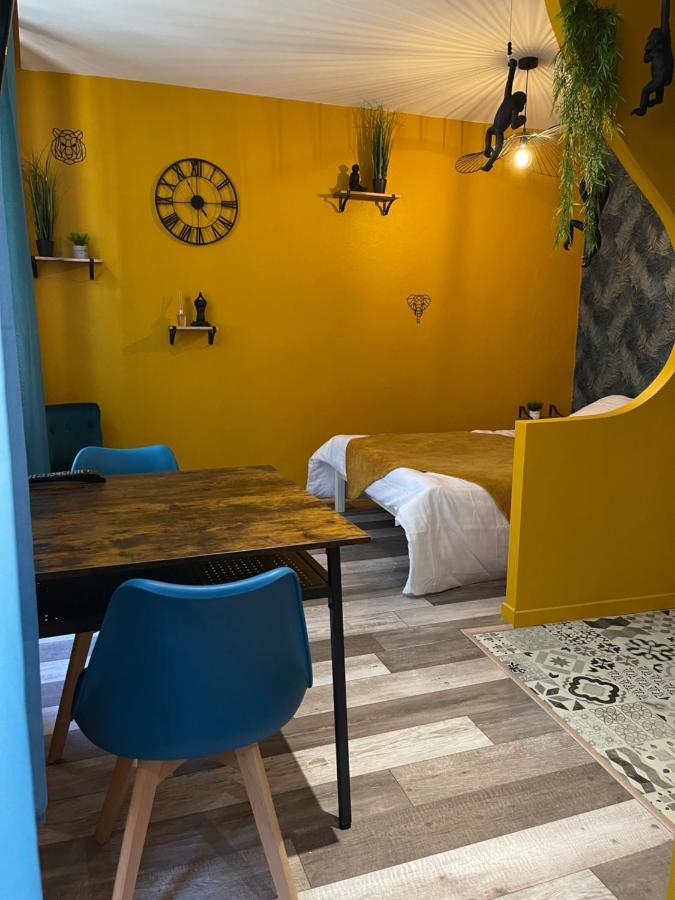 Jungle Room Romans-sur-Isère Esterno foto